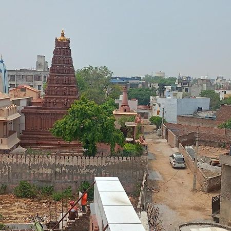 New Gayatri Palace Near Prem Mandir Vrindāvan Exteriér fotografie