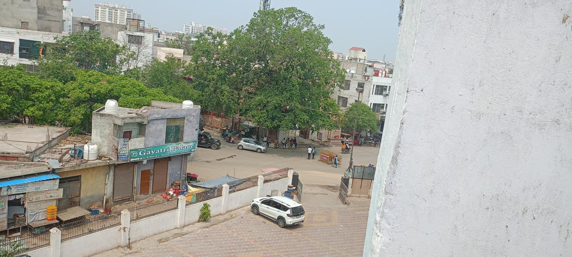 New Gayatri Palace Near Prem Mandir Vrindāvan Exteriér fotografie